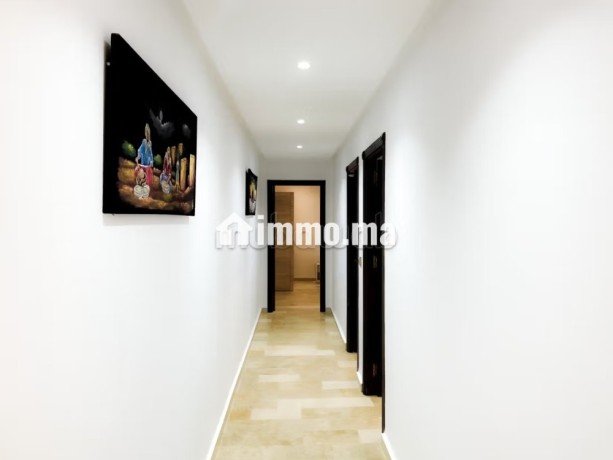 dupex-chic-et-luxueux-climatiser-au-centre-tanger-big-8