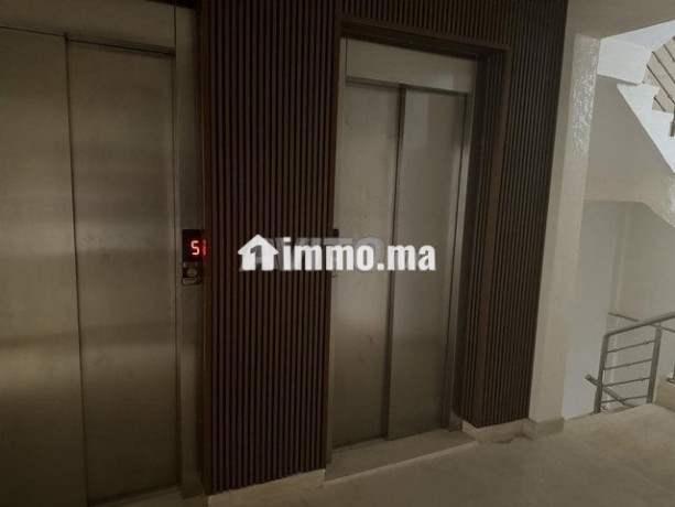 location-bureau-big-3