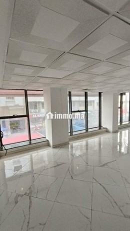 plateau-bureau-a-vendre-big-1