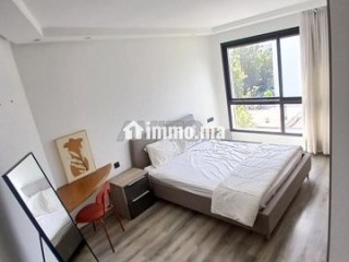 studio-meuble-pour-location-longue-duree-reviera