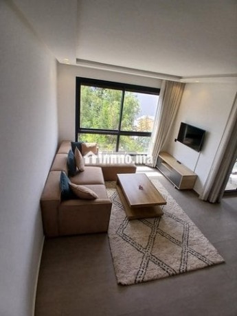 studio-meuble-pour-location-longue-duree-reviera-big-2