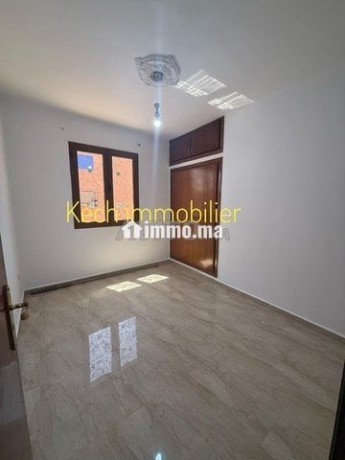 joli-appartement-3-chambres-vide-izdihar-big-5