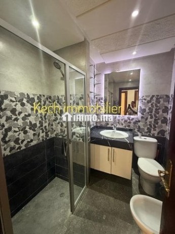 joli-appartement-3-chambres-vide-izdihar-big-6