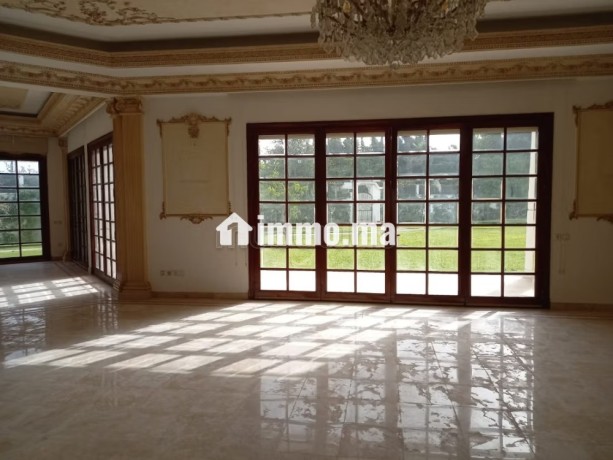 a-louer-villa-de-prestige-a-usage-de-bureaux-big-18