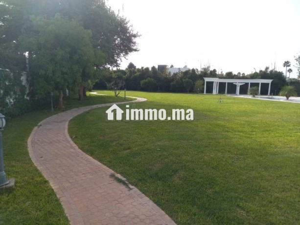 a-louer-villa-de-prestige-a-usage-de-bureaux-big-7
