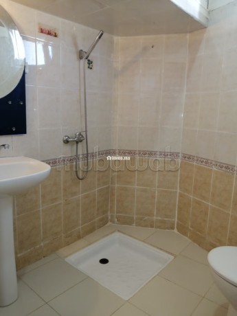 tres-bel-appartement-en-location-a-sala-el-jadida-1-piece-fenetres-avec-double-vitrage-et-porte-blindee-big-10