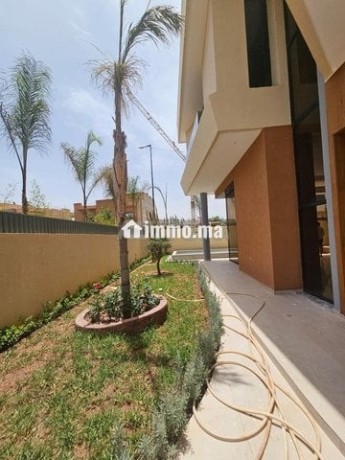 villa-a-vendre-a-targa-400m2-avec-piscine-big-3