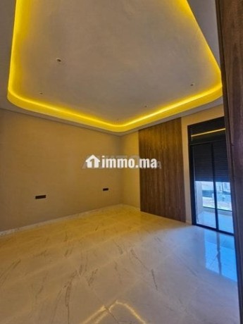 villa-a-vendre-a-targa-400m2-avec-piscine-big-5