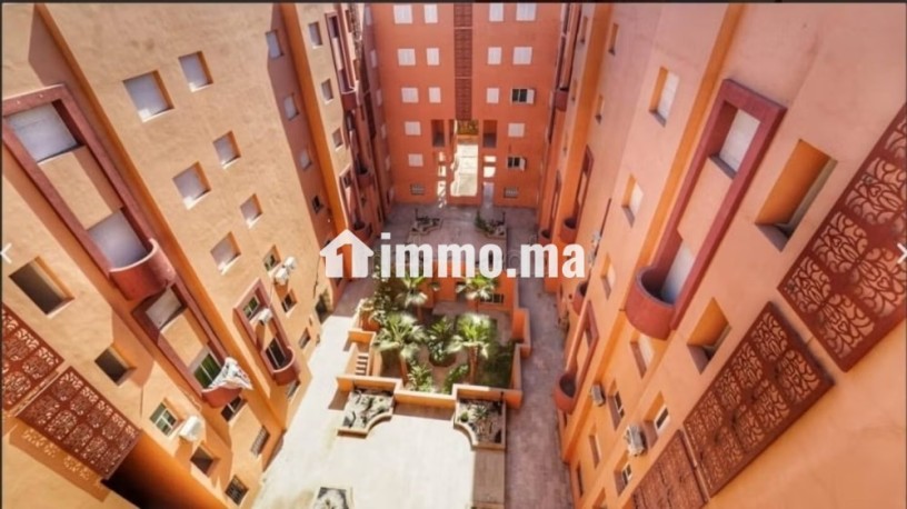 2-chambres-renove-avec-piscine-et-balcon-big-2