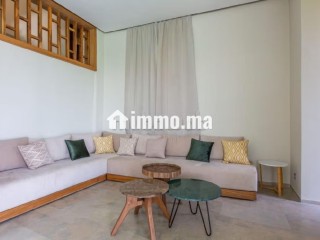 Magnifique villa à louer pour vos vacances à Route de Tahanaout. 4 pièces confortables. Avec ascenseur et terrasse - Villa à vendre