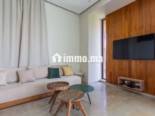 Magnifique villa à louer pour vos vacances à Route de Tahanaout. 4 pièces confortables. Avec ascenseur et terrasse - Villa à vendre