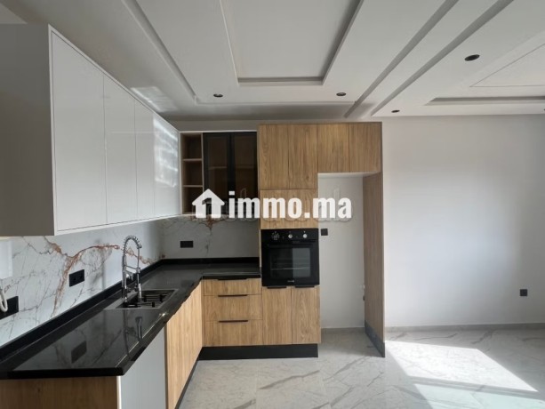 appartement-a-lachat-a-hivernage-1-belle-chambre-prestation-de-conciergerie-belle-piscine-big-0