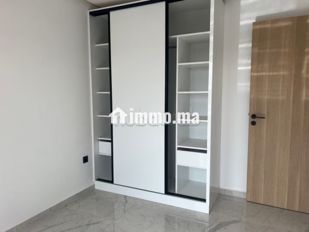 appartement-a-lachat-a-hivernage-1-belle-chambre-prestation-de-conciergerie-belle-piscine-big-15