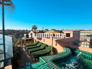 Riad Abi vue magique et piscine en privatisation - Maison à vendre