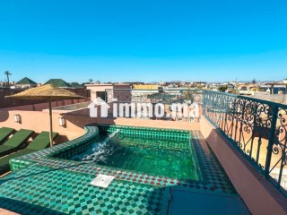 Riad Abi vue magique et piscine en privatisation - Maison à vendre