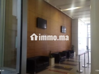 a-louer-bureau-600m2-bd-med-v