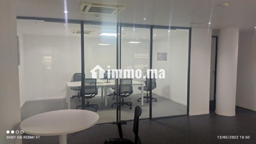 a-louer-bureau-600m2-bd-med-v-big-9