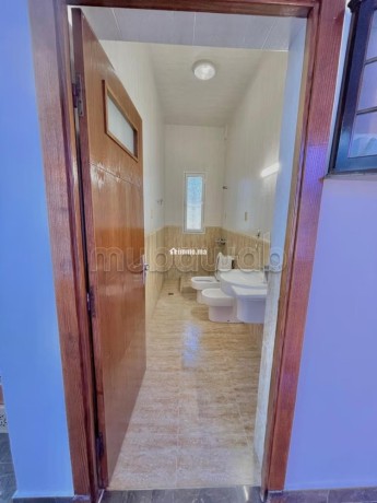 location-saisonniere-villa-de-luxe-a-asilah-superficie-600-m2-places-de-parking-et-terrasse-big-19
