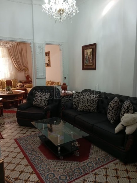 Appartements à louer en Centre. 1 Pièce. Salon Marocain et antenne parabolique - Vente Immobilier - Tanger - photo 2