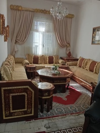 appartements-a-louer-en-centre-1-piece-salon-marocain-et-antenne-parabolique-big-5