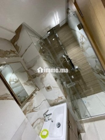 appartement-meuble-a-louer-93-m2-a-casablanca-big-10