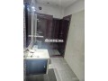 bel-appartement-meuble-a-cote-marche-central-small-5