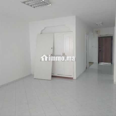 bureau-140-a-cote-abdelmoumen-tram-big-6