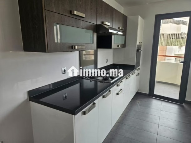 a-louer-bel-appartement-2ch-vide-a-val-fleuri-big-3