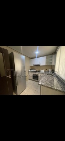 tres-bel-appartement-en-location-a-moujahidine-2-grandes-pieces-meuble-big-11