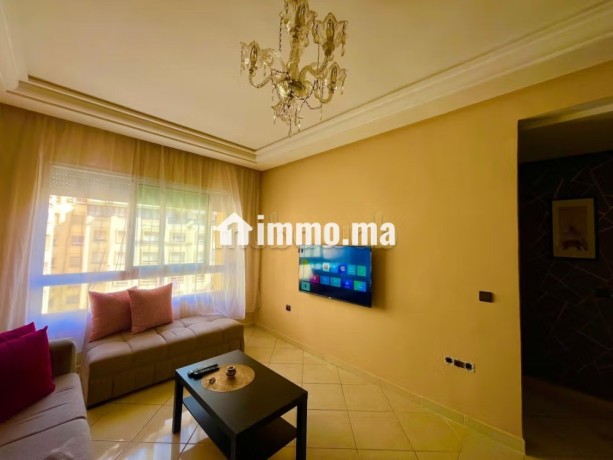 tres-bel-appartement-en-location-a-moujahidine-2-grandes-pieces-meuble-big-1