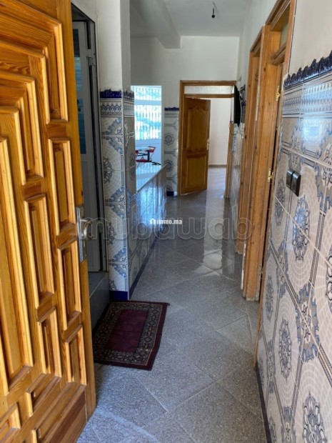 Location d'un appartement à Chefchaouen. Surface totale 100 m². Système de parabole et résidence sécurisée - Vente Immobilier - Chefchaouen - photo 1