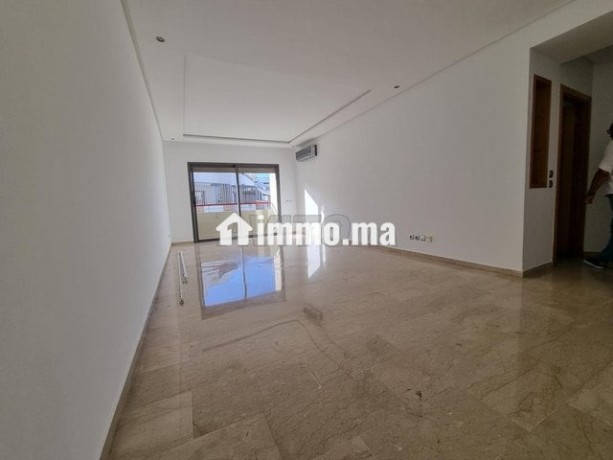 appartement-a-louer-105-m2-a-casablanca-big-0