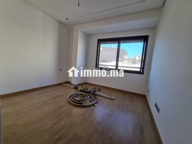 appartement-a-louer-105-m2-a-casablanca-big-12
