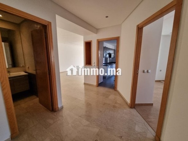 appartement-a-louer-105-m2-a-casablanca-big-5