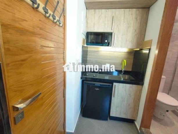 studio-loft-meuble-bourgogne-pour-fille-big-3