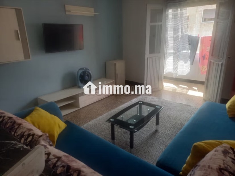 Location saisonnière à Agdal.
Superficie 48 m².
Porte blindée, antenne parabolique - Vente Immobilier - Rabat - photo 3