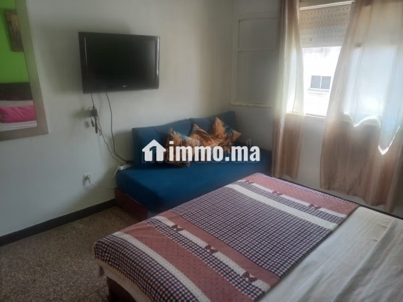 Location saisonnière à Agdal.
Superficie 48 m².
Porte blindée, antenne parabolique - Vente Immobilier - Rabat - photo 8