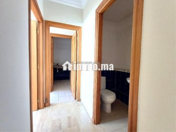 joli-appartement-vide100-m2-a-val-fleuri-big-4
