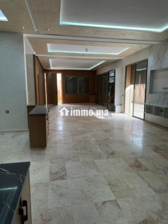 luxueuse-villa-agdal-a-vendre-big-11
