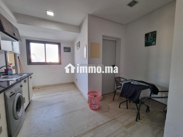 appartement-vide-a-louer-96-m2-a-casablanca-big-5