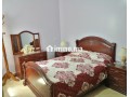 location-saisonniere-a-chefchaouen-2-pieces-confortables-salon-traditionnel-et-systeme-dantenne-parabolique-small-2