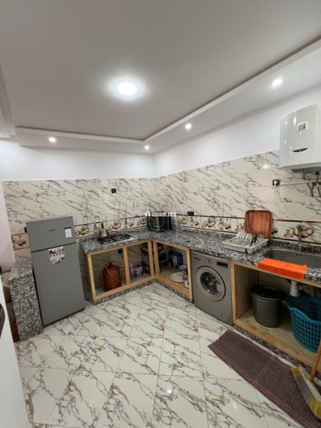 Appartement de vacances à louer à Al Hoceima. 2 chambres. Salon Marocain et antenne parabolique - Vente Immobilier - Al Hoceïma - photo 2