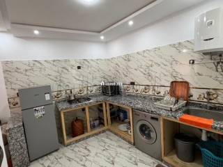 Appartement de vacances à louer à Al Hoceima. 2 chambres. Salon Marocain et antenne parabolique - Appartement à vendre - Al Hoceïma