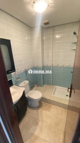 appartement-a-maarif-renove-a-louer-big-3