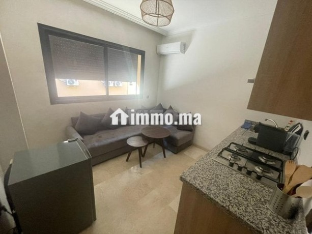 studio-avec-chauffage-et-beau-big-4