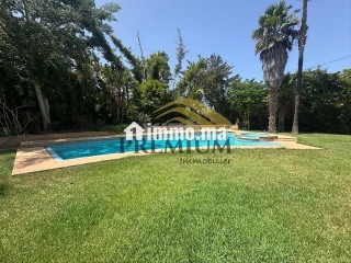 magnifique-villa-plain-pied-avec-piscine