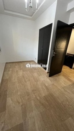 appartement-2-mars-a-louer-85-m2-a-casablanca-big-5