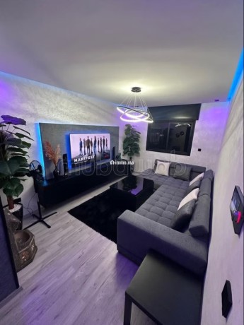 appartement-moderne-equipe-2-chambres-salon-big-1