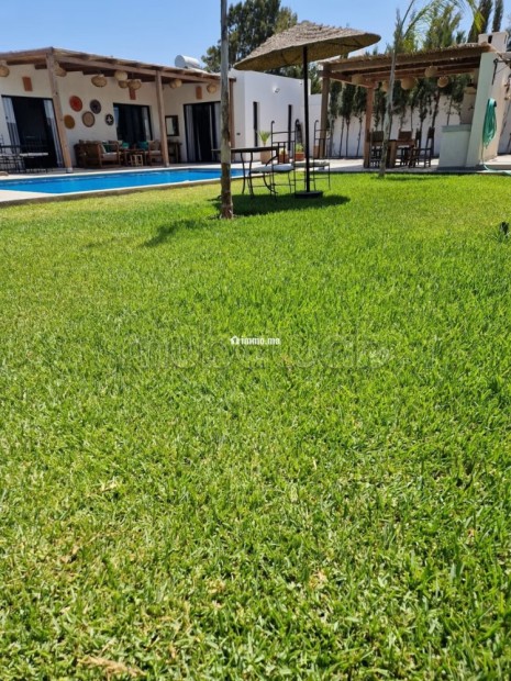 Villa de standing à louer pour vos vacances à Route de Marrakech. 3 chambres agréables. Vue sur les montagnes et porte blindée - Vente Immobilier - Essaouira - photo 3