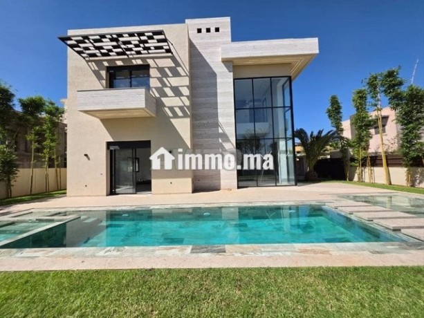 villa-dexception-sur-le-golf-de-noria-big-0